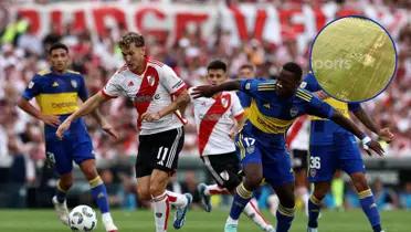 Boca y River disputando el clásico y el estado del campo del Mario Alberto Kempes.