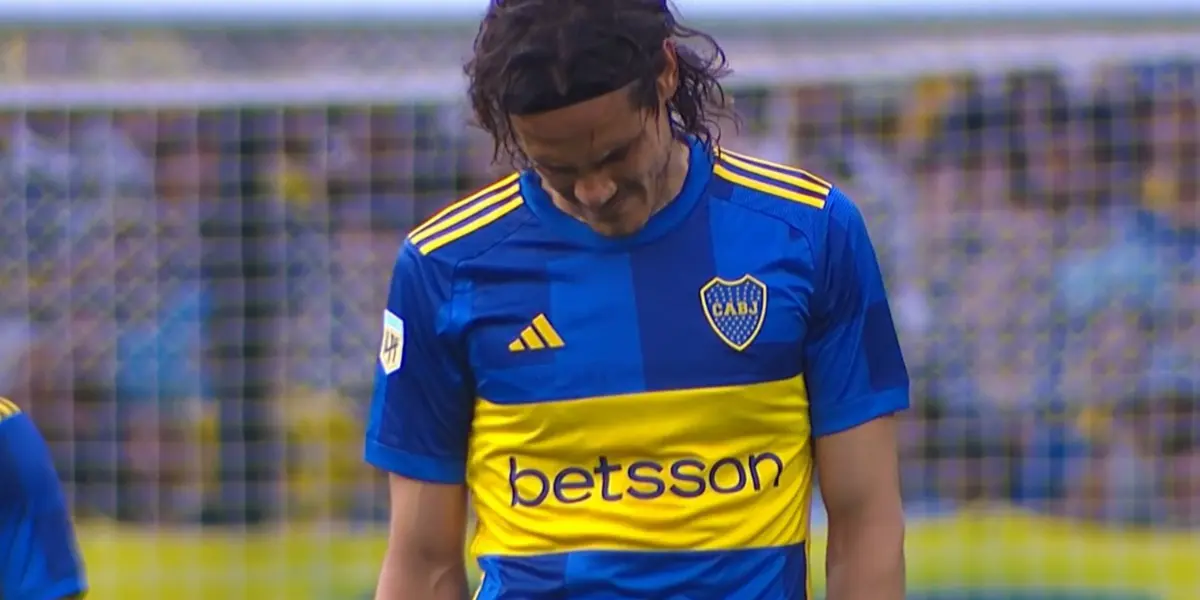 Cavani debe dar un paso al costado.