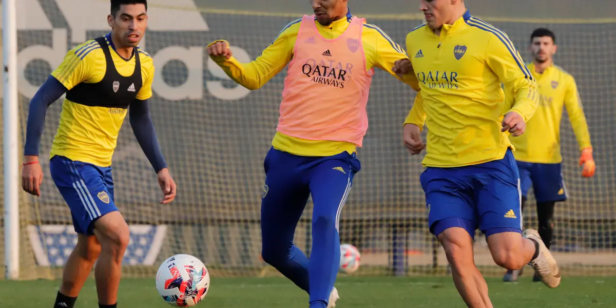 Sebastián Battaglia comienza a definir el equipo para enfrentar al Guapo por la cuarta fecha de la Liga Profesional.