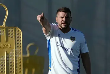 El nuevo DT de Boca limpió a varios futbolistas en su primera lista de convocados.