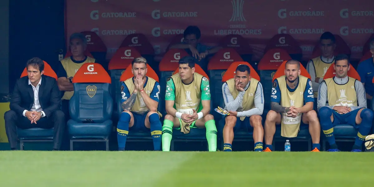 Nunca rindió y ahora el entrenador lo borrará del equipo titular, será banca durante gran parte del año.